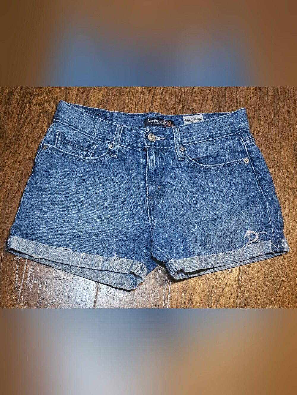 Levi's Women's Medium Blue Rolled Cuff Denim Shorts